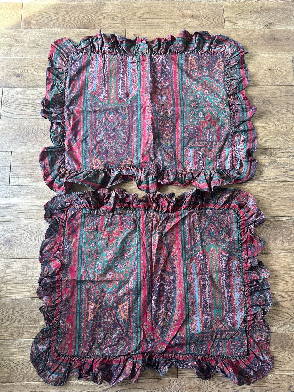 Vintage Ralph Lauren 100% Cotton Ruffled Pillow Cases
